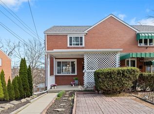 425 Jacobson Dr, Pittsburgh, PA 15227