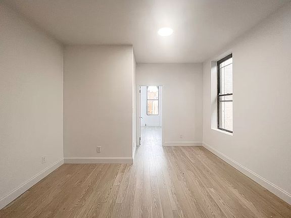 5th image of 58 E 3rd St #21A