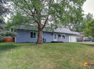 6661 Foothill Dr, Anchorage, AK 99504