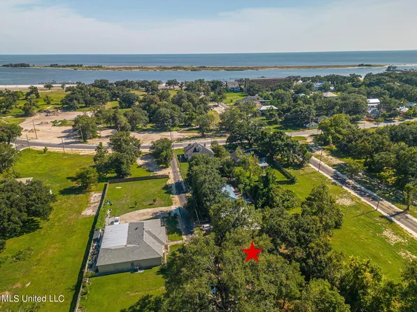 171 Ahern Dr, Biloxi, MS 39530