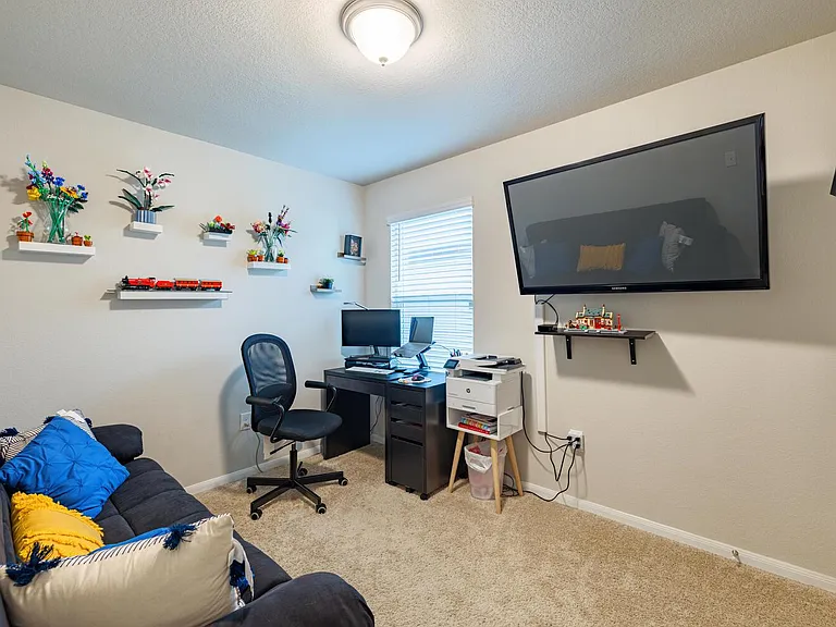 13721 Cantarra Dr — Photo 10