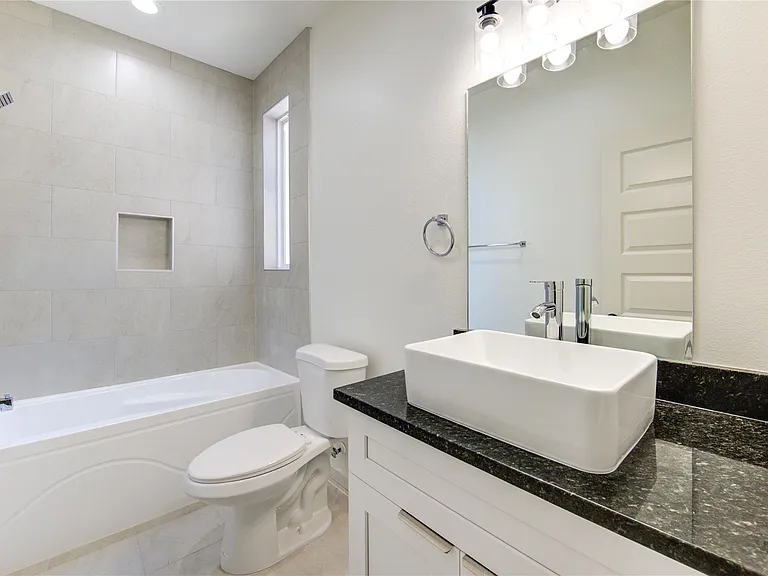 2922 El Fenice Ln — Photo 22