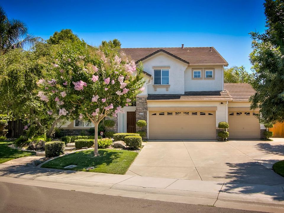 1st image of 4110 Riverbrook Ct