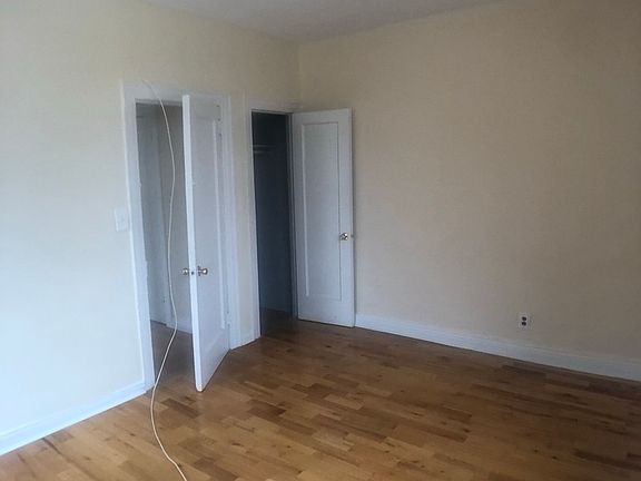 3rd image of 2970 Ocean Ave #2M