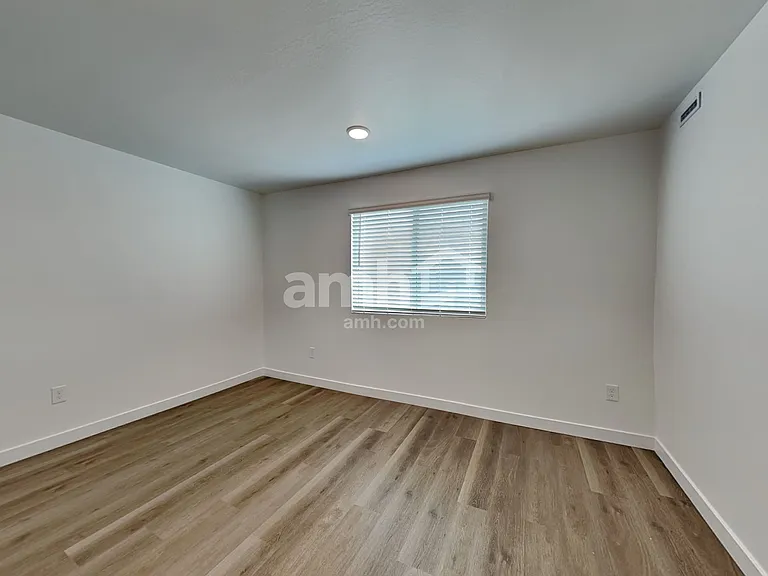 12535 W Flynn Ln — Photo 15