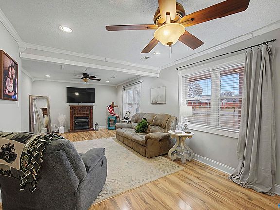 5th image of 89 Tana Ave