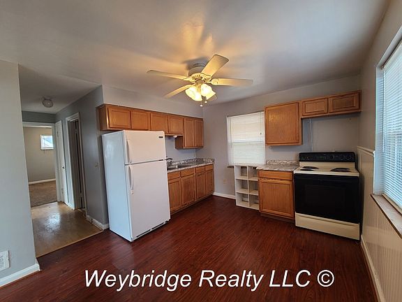 3rd image of 2291 Townhill Dr #2