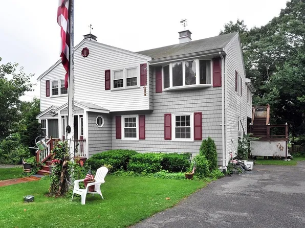 30 McCoy St, Avon, MA 02322