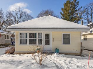 2919 Botsford Pl NE, Grand Rapids, MI