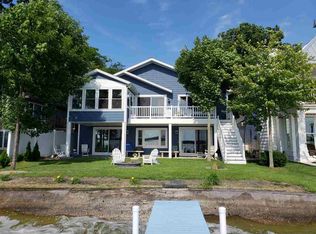 11459 N Ogden Pt Rd, Syracuse, IN 46567