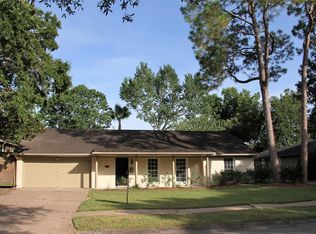 11119 Cedarhurst Dr, Houston, TX 77096