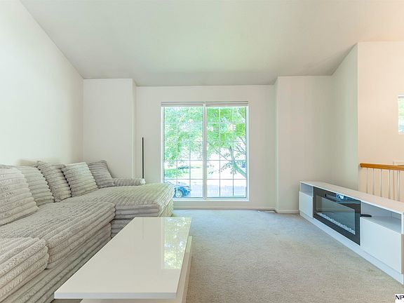 2nd image of 14669 Fowler Ave