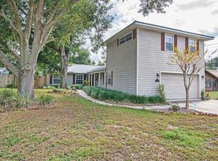 1205 Chesterfield Ct, Eustis, FL 32726