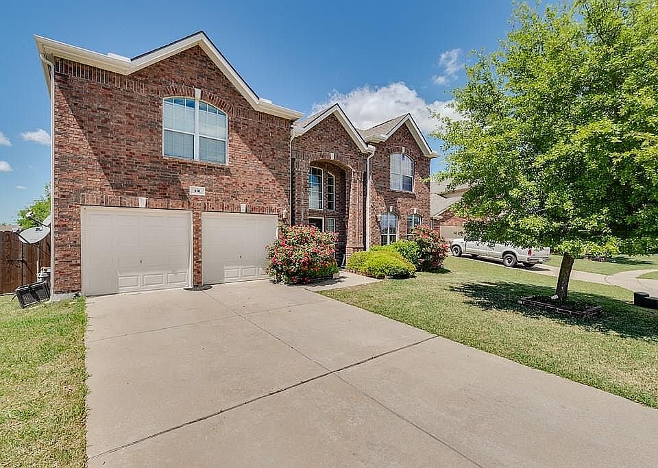 1st image of 461 Willowlake Dr