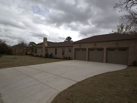 3rd image of 3516 Blue Quail Ln