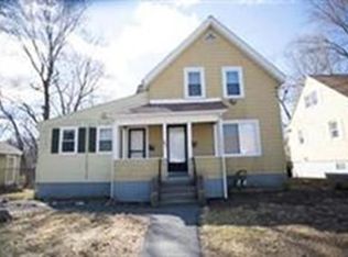 87 C St, Framingham, MA 01702