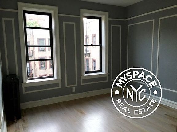 4th image of 672 Ocean Ave APT D3