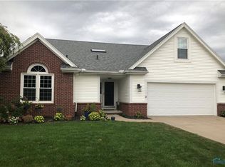 8150 Trent Lock Dr, Waterville, OH 43566