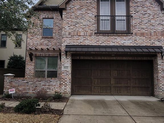 2nd image of 1122 Emerson Park Ln