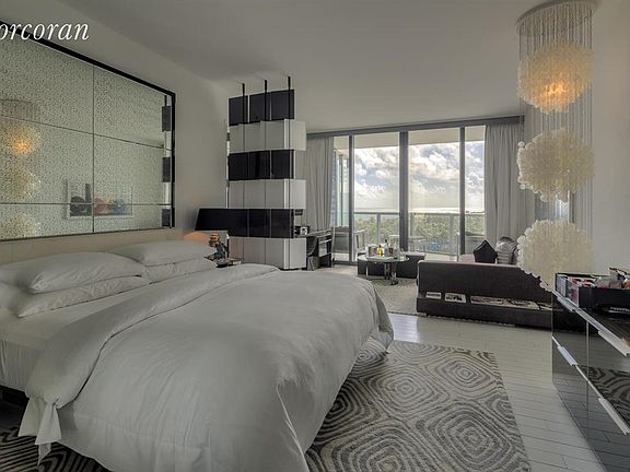 5th image of 2201 Collins Ave #61214