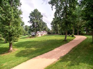 6231 Park Pl, Hume, VA 22639