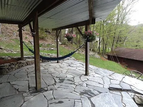 Smugglers Loop Dr — Photo 3