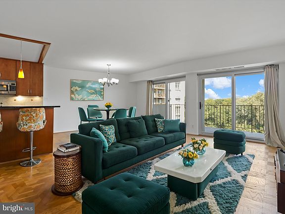 3rd image of 9039 Sligo Creek Pkwy APT 1102