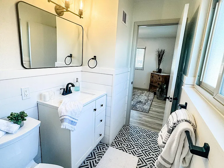 9236 Lavant Dr — Photo 30