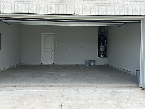 5th image of 912 Santa Lucia Dr