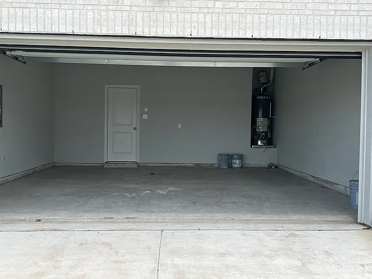 912 Santa Lucia Dr — Photo 5