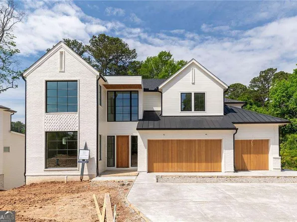 10910 Woodstock Rd, Roswell, GA 30075