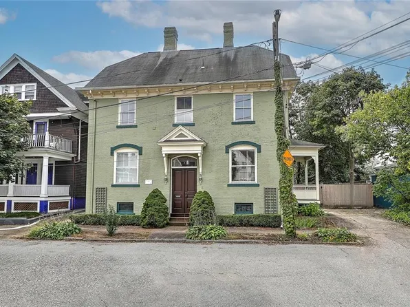 3 Nisbet St, Providence, RI 02906