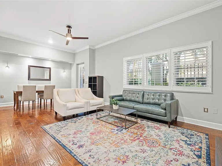 300 Beach Dr NE #305 — Photo 6