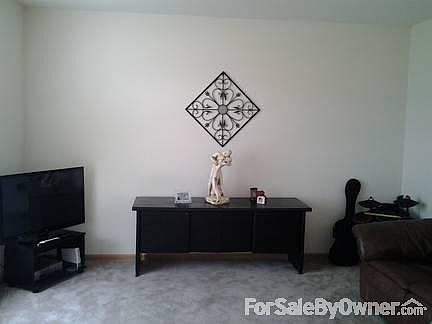 2nd image of 213 Meadow Lakes Dr