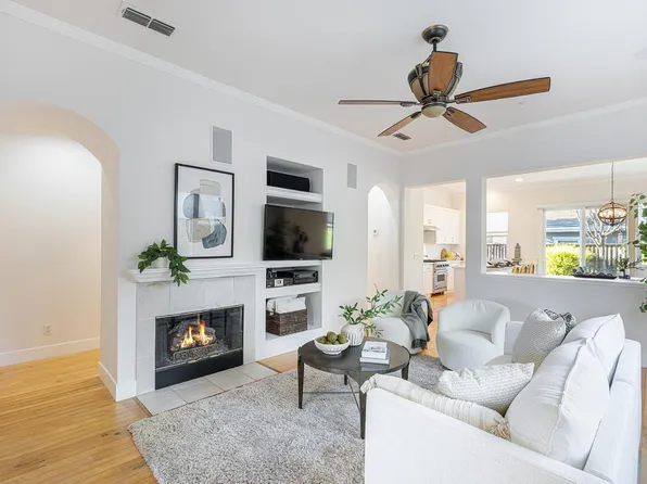 4 Firefly Lane, Napa, CA 94558