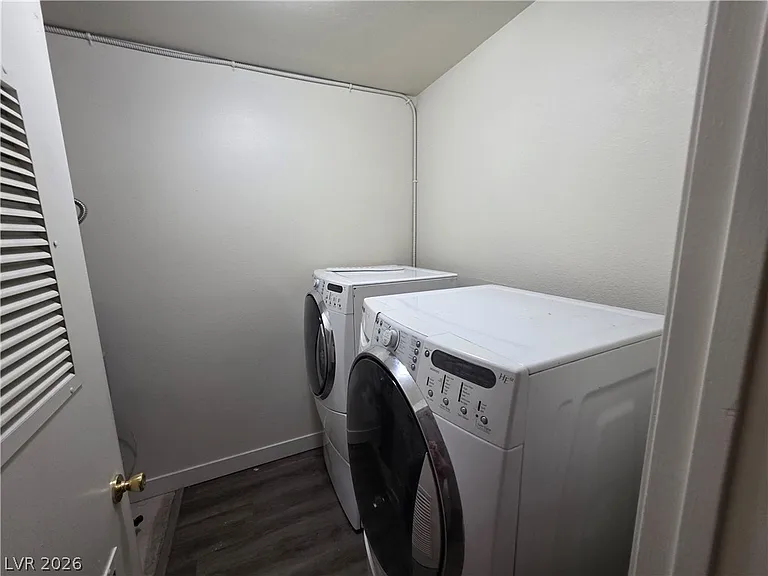 3364 Royce Ct — Photo 63