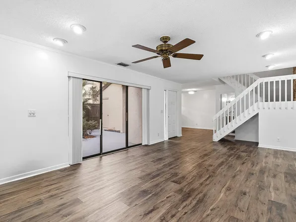 3349 Cocoplum Circle #33129, Coconut Creek, FL 33063