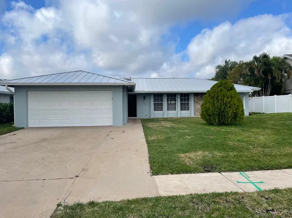 2601 W Carandis Rd, West Palm Beach, FL 33406