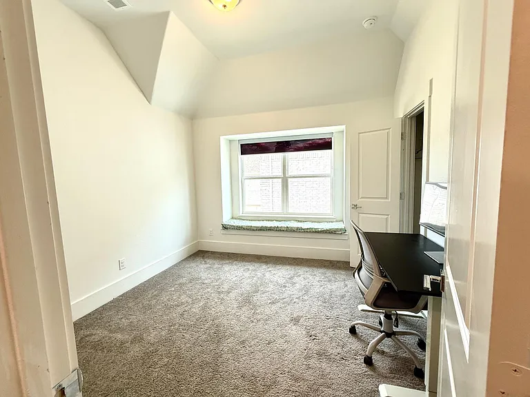 4878 Limousine Ln — Photo 17