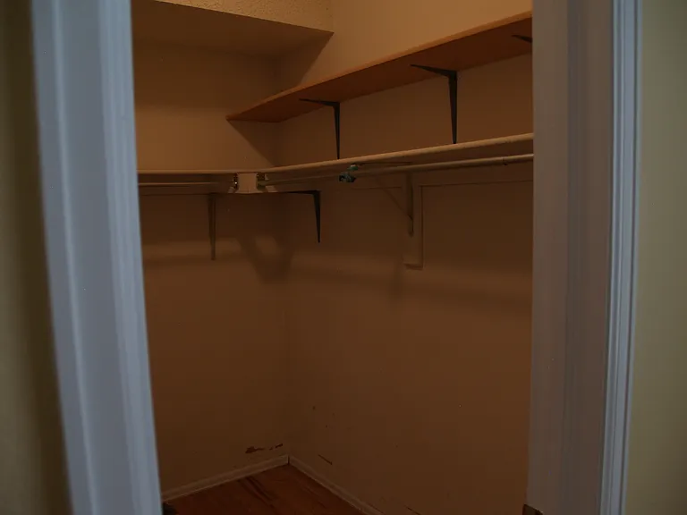 2419 S Gray Dr — Photo 58