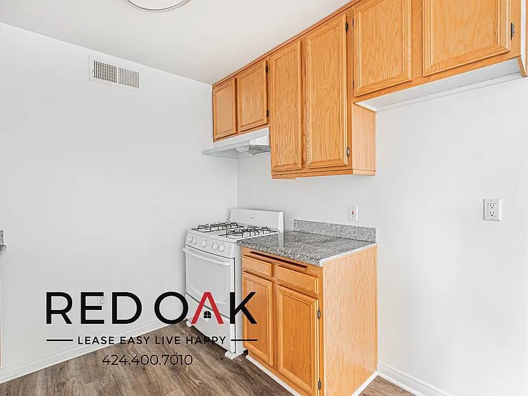 326 S Westlake Ave #201 — Photo 10