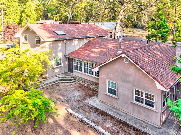 2nd image of 22676 Alaire Ln