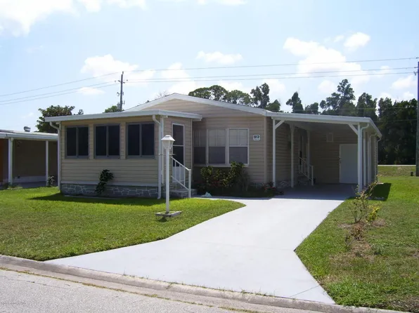 913 Vireo Dr, Barefoot Bay, FL 32976