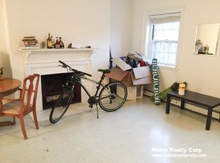 35 Garrison Rd APT 5, Brookline, MA 02445