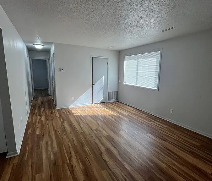 315 Ash St #1 — Photo 3