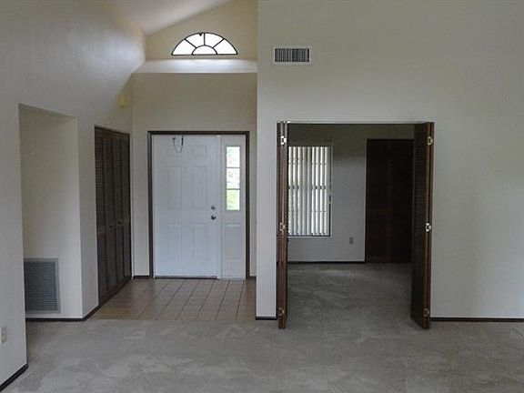 4th image of 6649 Edgeworth Dr