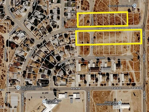 Gregory Dr, Mojave, CA 93501