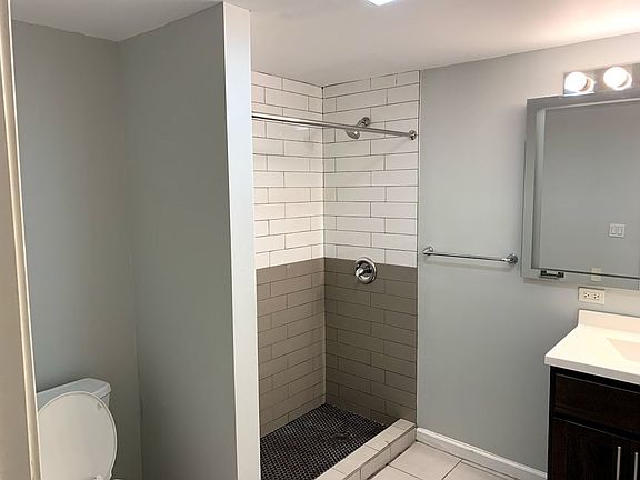 5th image of 1100 Grove Ave #1170-A