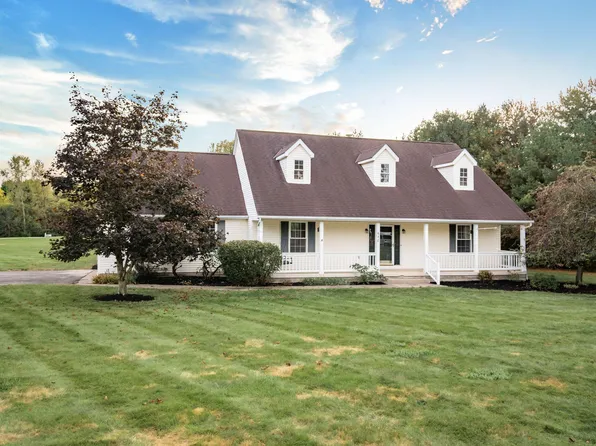 640 Curve Rd, Delaware, OH 43015