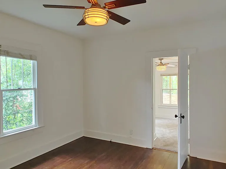 2123 Lyndon Ave — Photo 22